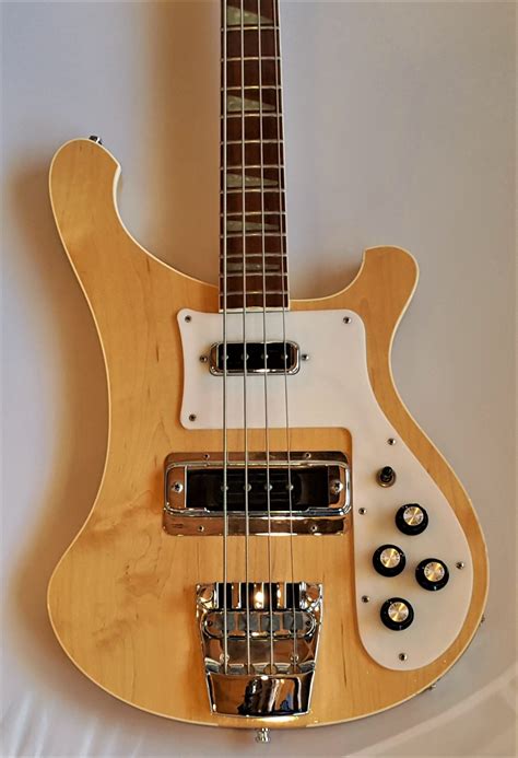 Rickenbacker Bass ELECTRIC GUITAR C $1,075. . Rickenbacker bass